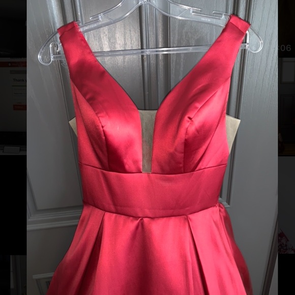 Blush dress- Red v-neck floral prom dress - Picture 6 of 7